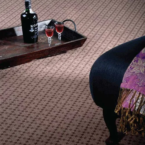 Upgrade your office to a more refined atmosphere with SENATOR’s luxury carpet design.
