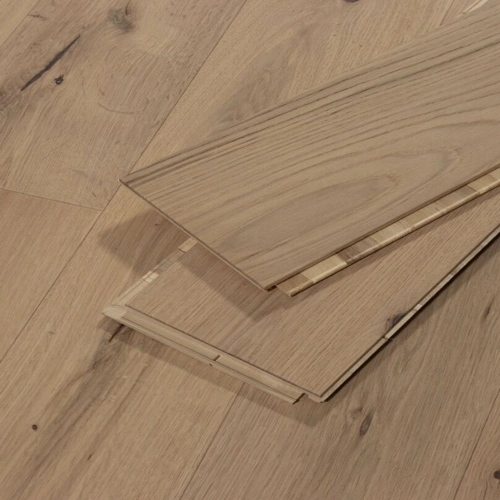 Classic wooden plank flooring in Dubai