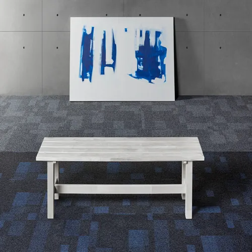 Edgy patterns and durable materials – STREETWISE DESIGN is made for energetic Dubai workspaces.