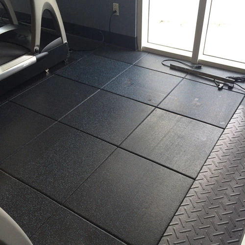 Thick rubber flooring tiles in Dubai areas