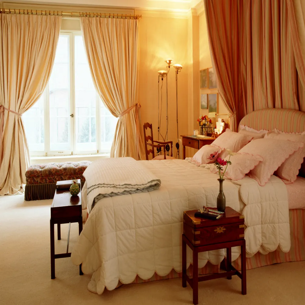 Luxury bedroom curtains insallation services provider and supplier of all bedroom curtains
