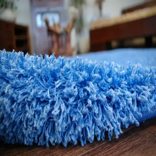 Shaggy blue carpet dubai